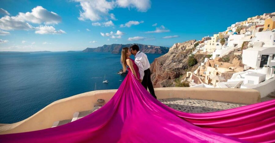Santorini: Unique Flying Dress Photoshoot Experience - Where you start: Fira area meeting point and quick routing to Oia