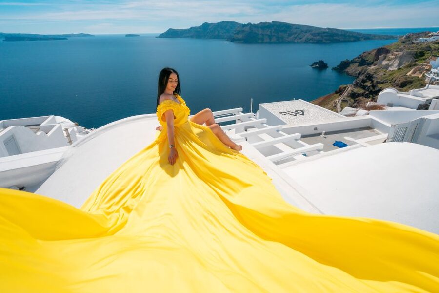 Santorini: Unique Flying Dress Photoshoot Experience - Price and value: what you’re really paying for