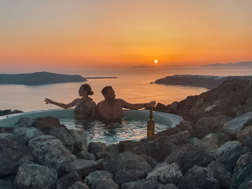 Santorini: Volcanic Hot-Tub Experience with Caldera Views - Your 1.5-Hour Private Session, From Hydromassage to Fruit and Views
