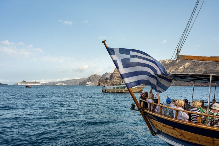 Santorini: Volcanic Islands Cruise with Hot Springs Visit - Price and value: why this tour often makes sense around Santorini