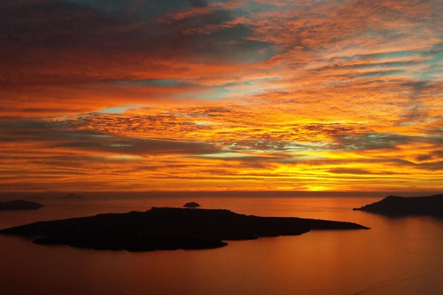 Santorini: Volcanic Sunset Cruise with Dinner - Ifestia festival on September 21: volcano eruption fireworks in the open air