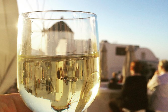 Santorini: Wine Tour with Sunset in Oia - Why This Santorini Wine and Oia Sunset Combo Makes Sense