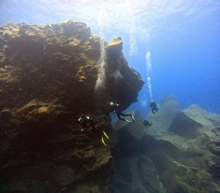 Scuba Diving in the Volcanic Caldera/shorelines of Santorini - Who should book this, and who should skip it