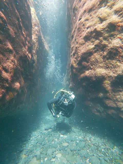 Scuba Diving in the Volcanic Caldera/shorelines of Santorini - Navy’s Waterworld plan: small groups, gear handled, and a no-stress schedule