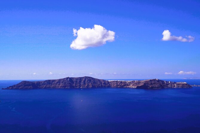 Smooth and Fun Taste of Santorini Private Tour - Who this private tour suits best