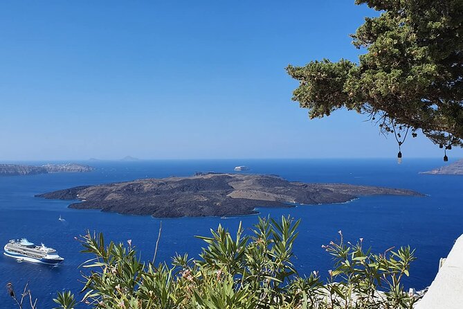 SUV Santorini Highlights Private Tour - How Much Walking Should You Expect?
