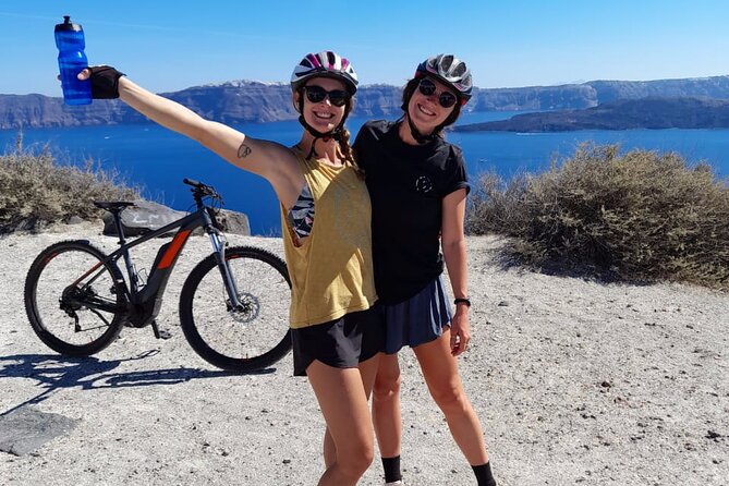 Thirassia 5-Hour eBike Tour with Lunch from Santorini - What the Max 6 Travelers Means for Your Experience
